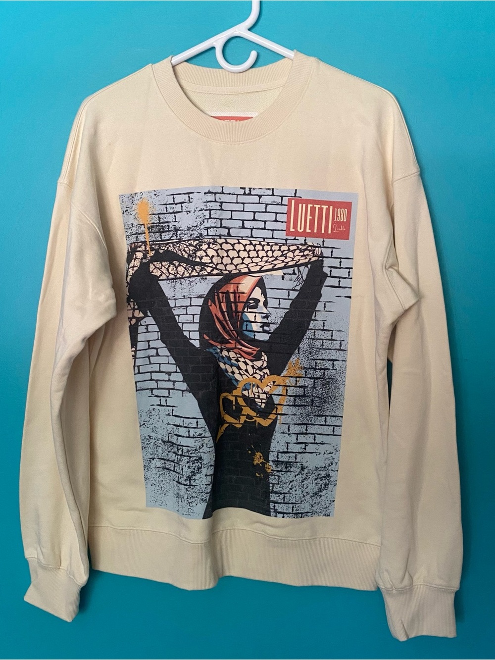 Luetti 1980 Woman Oversize Drop Shoulder Graphic Sweatshirt in CREAM (S)